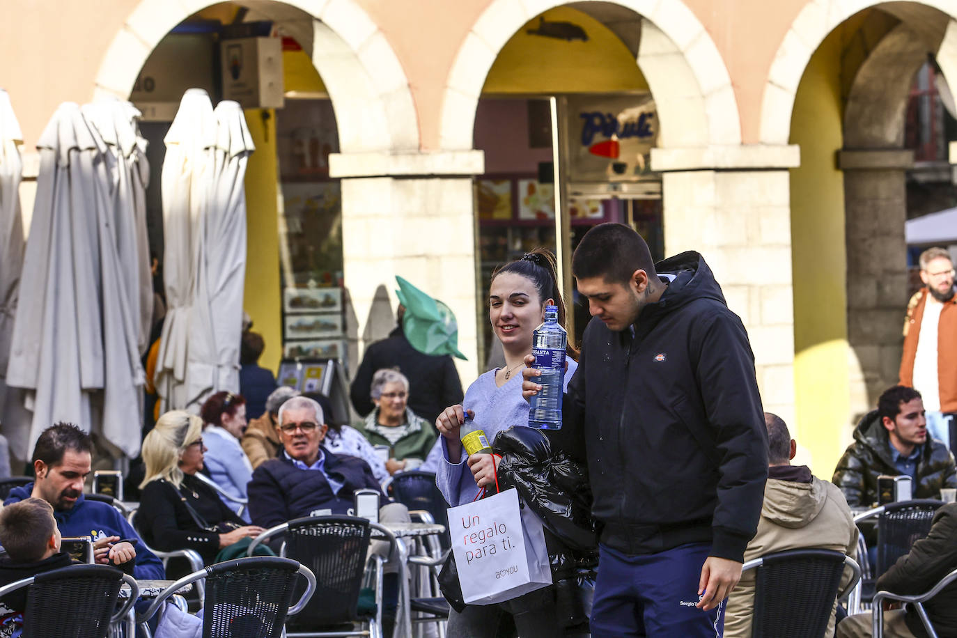 Asturias, abarrotada por el puente