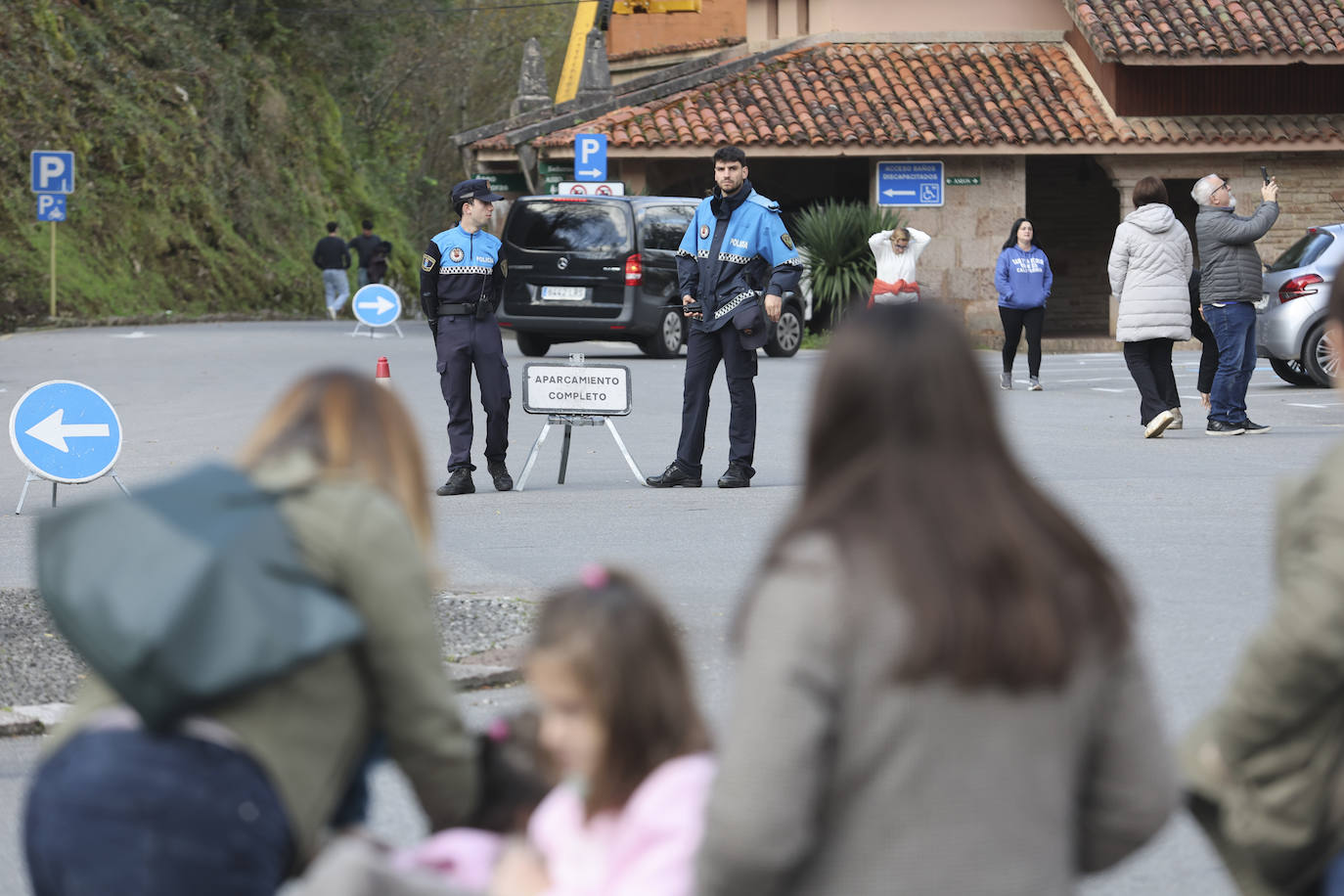 Asturias, abarrotada por el puente