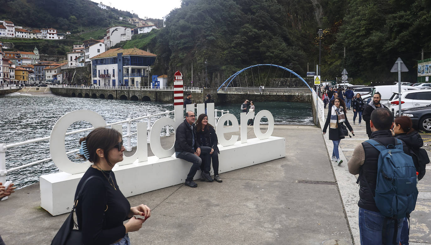 Asturias, abarrotada por el puente