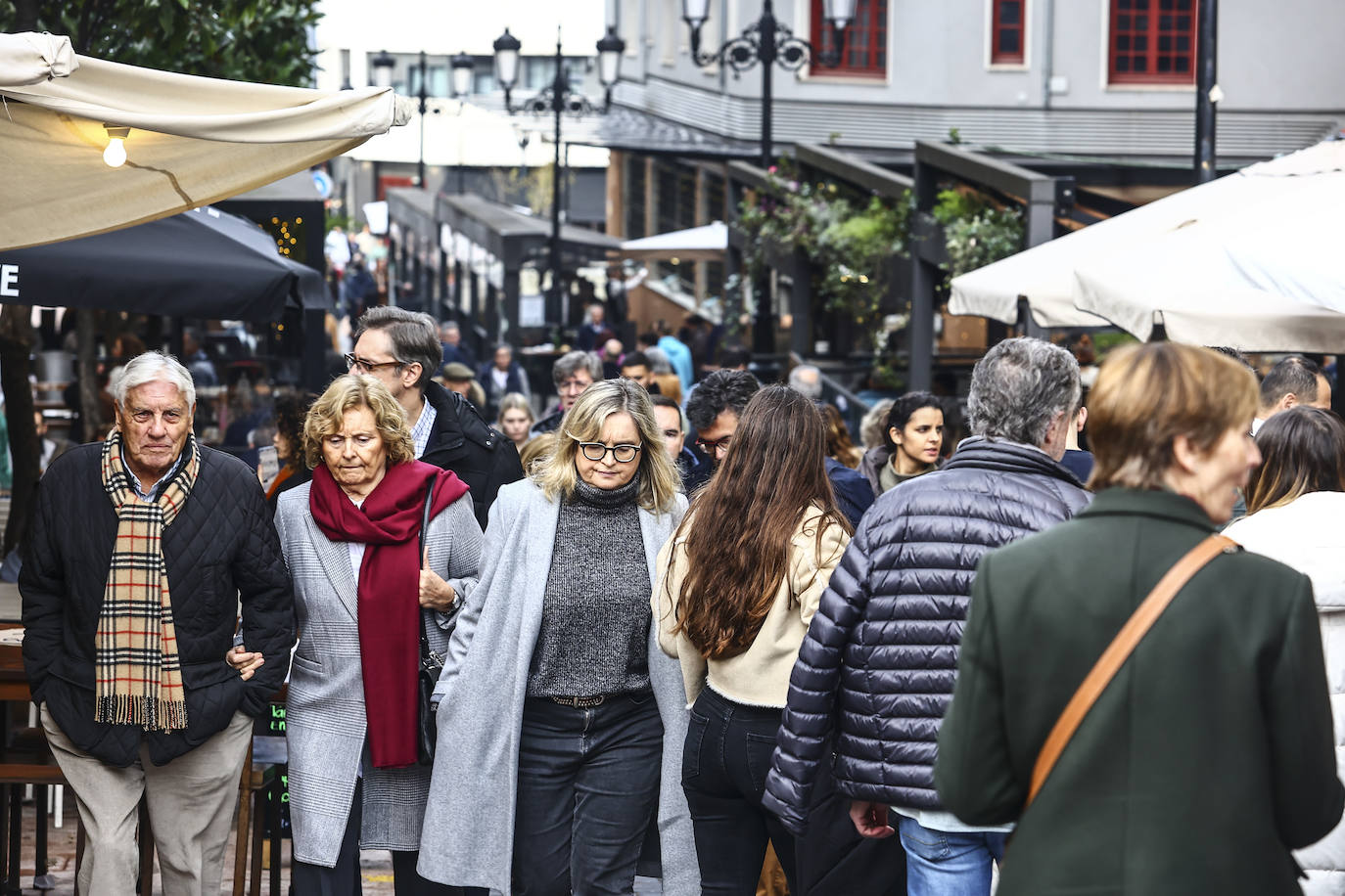 Puente de lleno y calor en Asturias