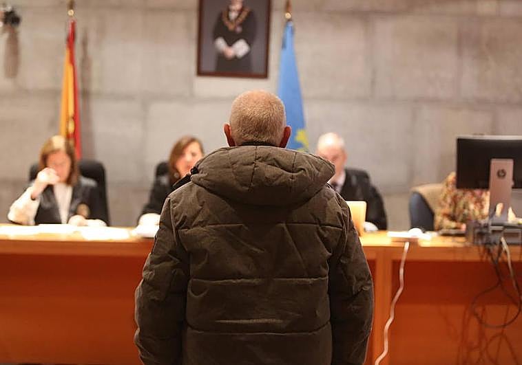 El acusado, durante la celebración del juicio.