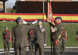 El coronel Jesús Martínez Victoria toma el mando del Regimiento de Infantería 'Príncipe 3'