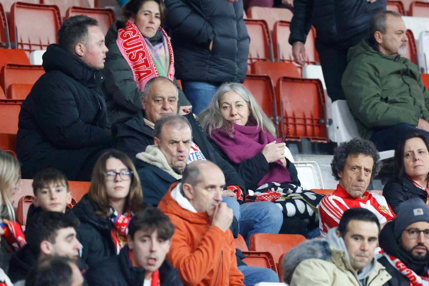 ¿Estuviste viendo el Sporting - Leganés? ¡Búscate en las fotos de El Molinón!