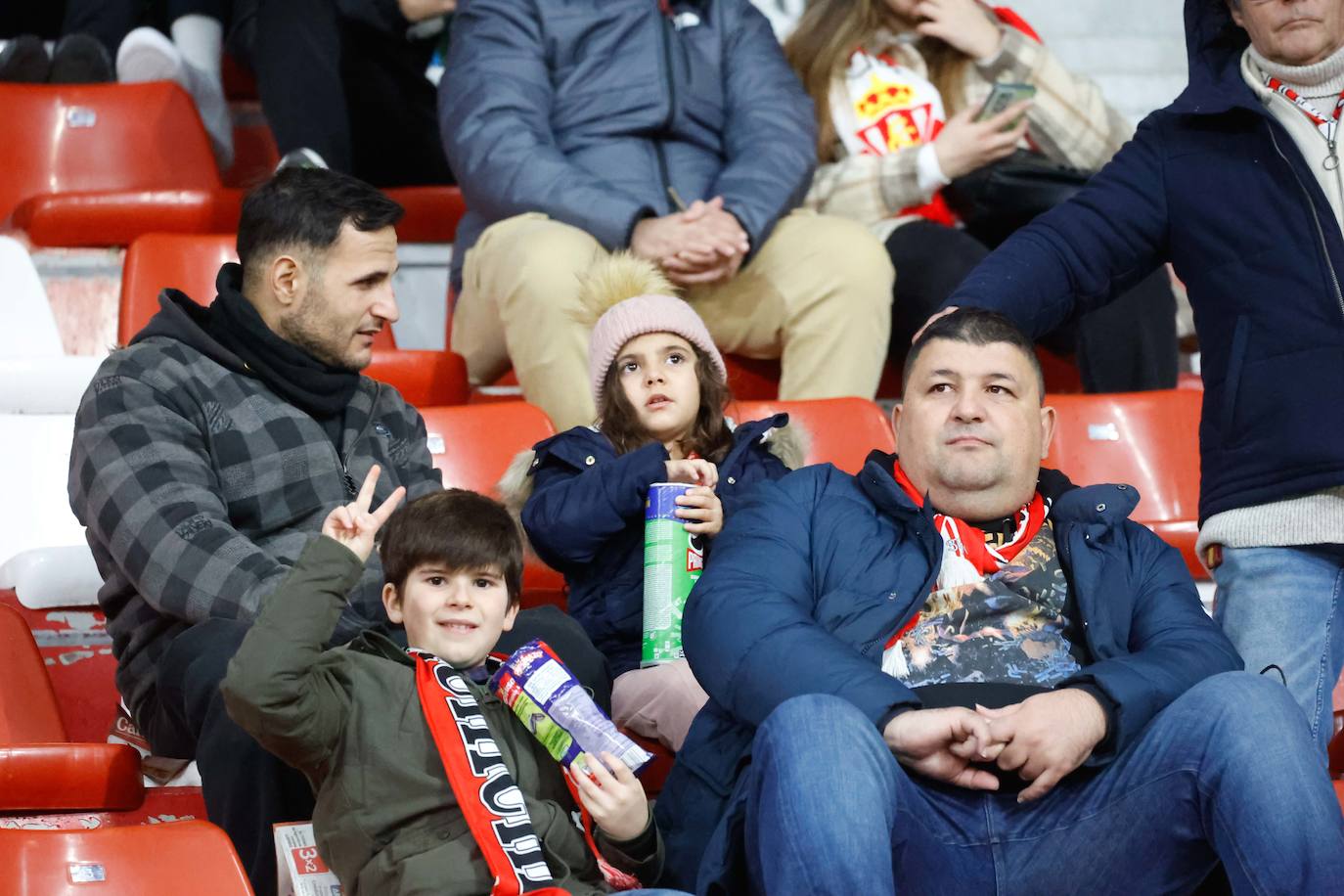 ¿Estuviste viendo el Sporting - Leganés? ¡Búscate en las fotos de El Molinón!