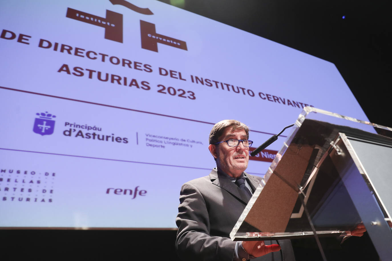 La reunión de directores del Instituto Cervantes, en imágenes