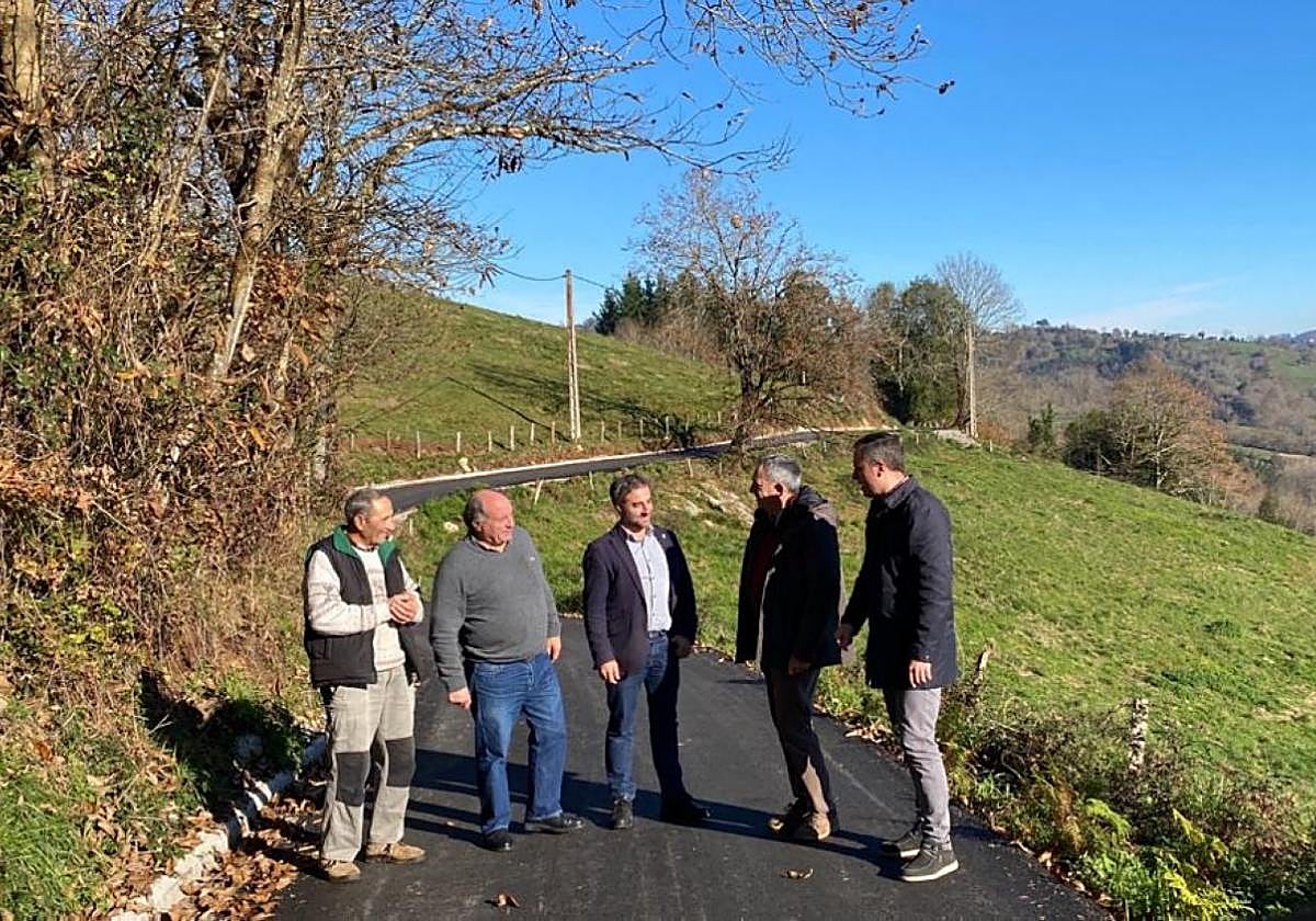 Tino Costales, José Miyar, Gerardo Fabián, Manuel Calvo yJorge Olmo.