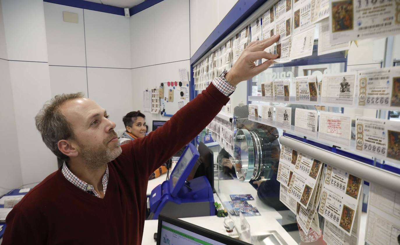 Borja Álvarez, de la Bola de Cristal, en Gijón.