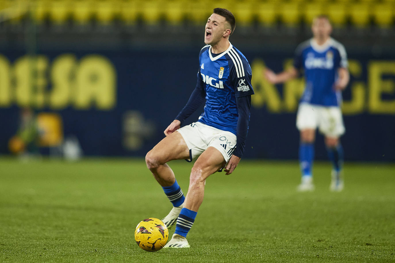 Las mejores imágenes del Villarreal B - Real Oviedo