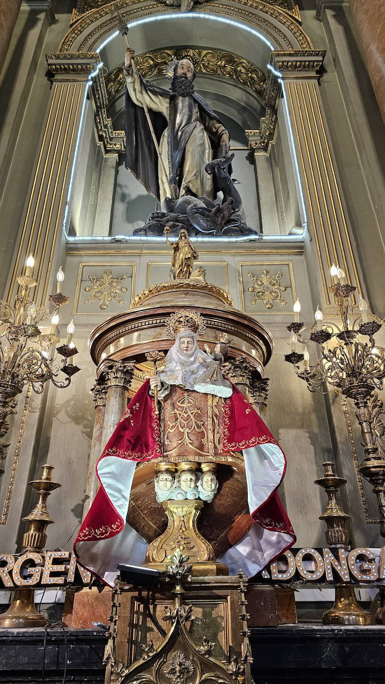 La Santina viajará en tren de Madrid a Asturias por Navidad con el Padre Ángel