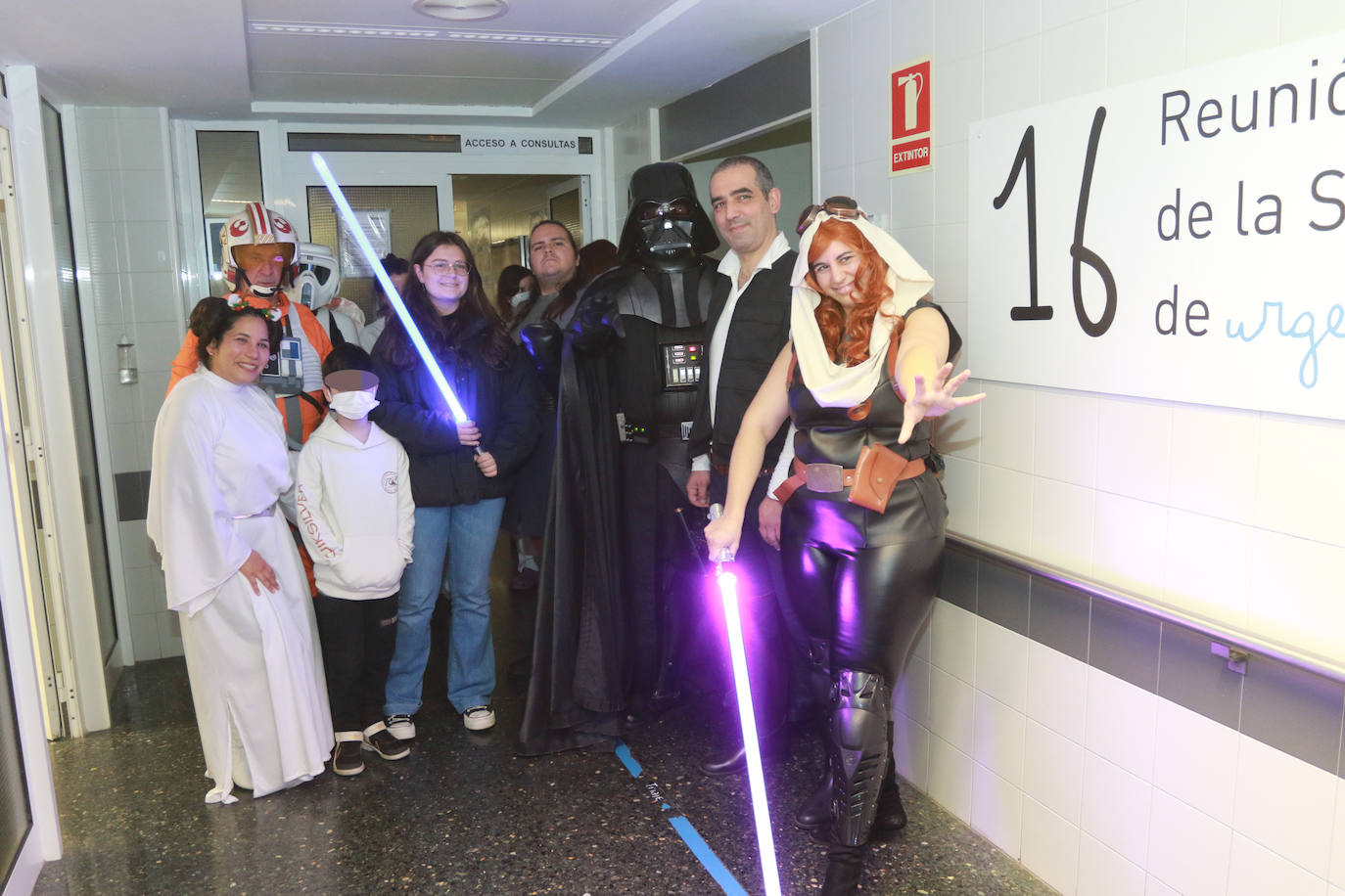 El hospital de Cabueñes se llena de &#039;fuerza&#039; por Navidad