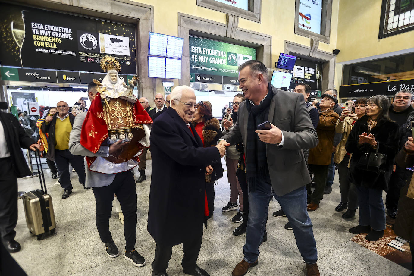 El viaje de la Santina en tren el día de Navidad