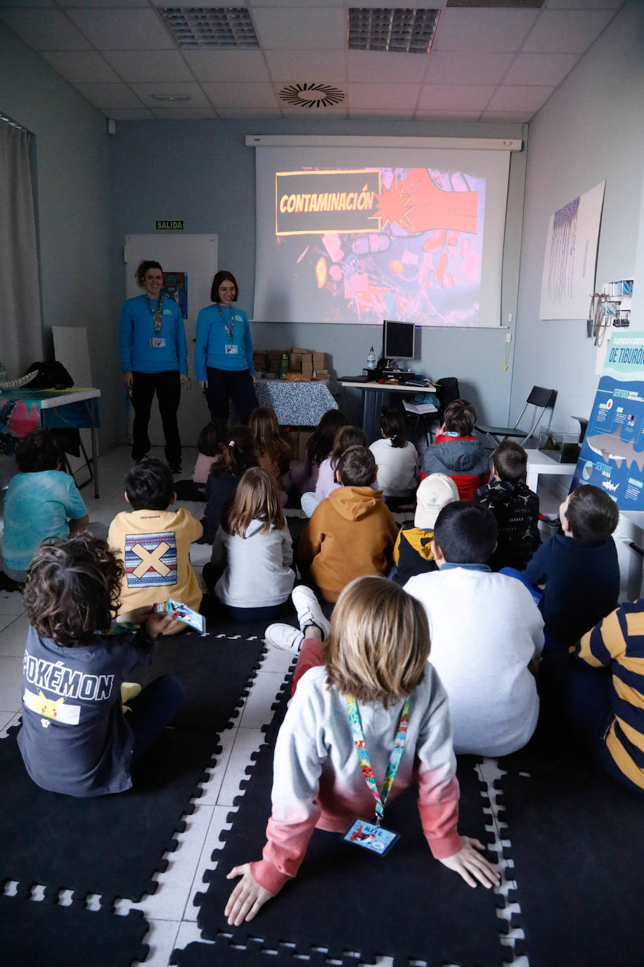 El Acuario y La Laboral, un aula navideña para los niños de Gijón