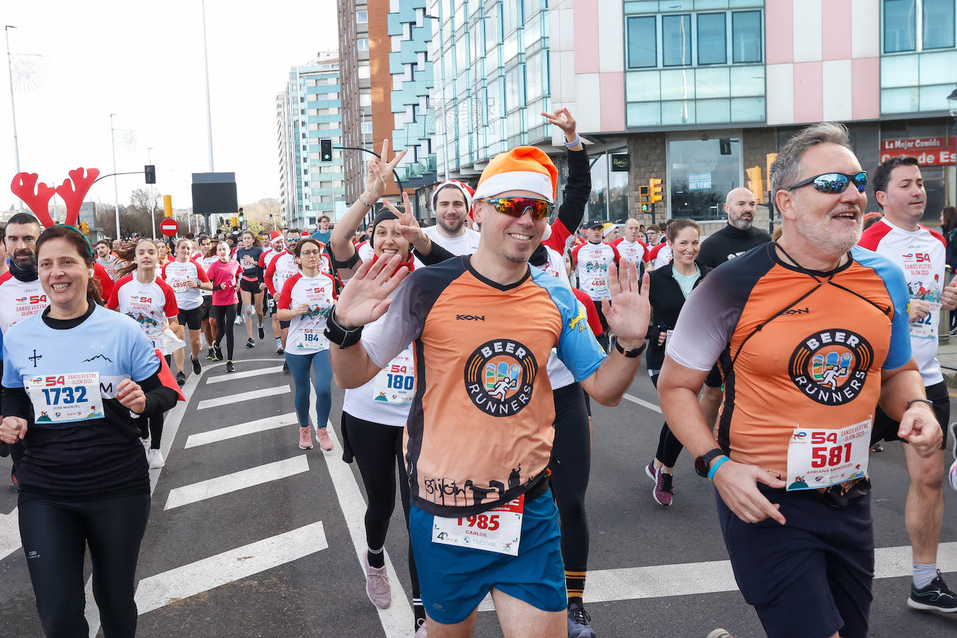 ¿Corriste la San Silvestre de Gijón? ¡Búscate en las fotos!