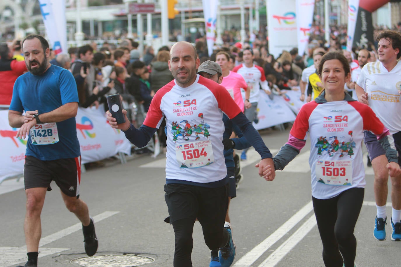 ¿Corriste la San Silvestre de Gijón? ¡Búscate en las fotos!