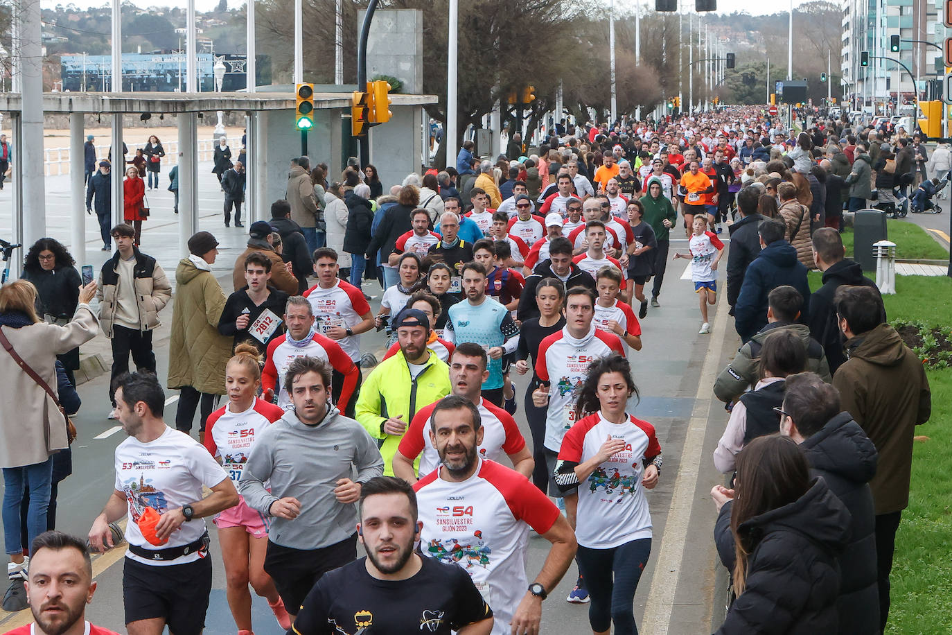 ¿Corriste la San Silvestre de Gijón? ¡Búscate en las fotos!