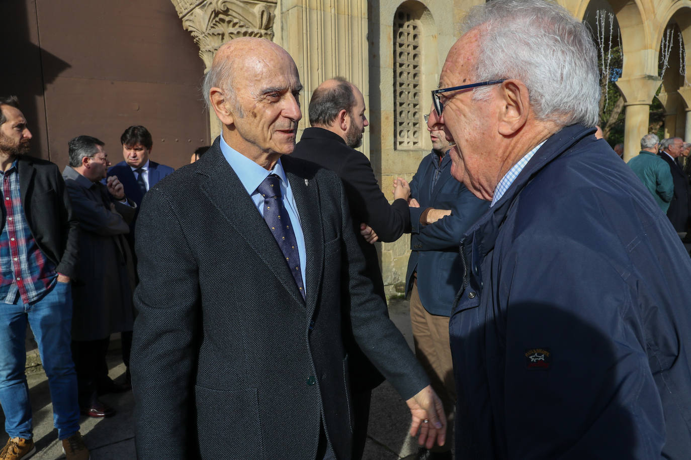 Fotos: Emocionada despedida en Gijón al empresario Romualdo Alvargonzález