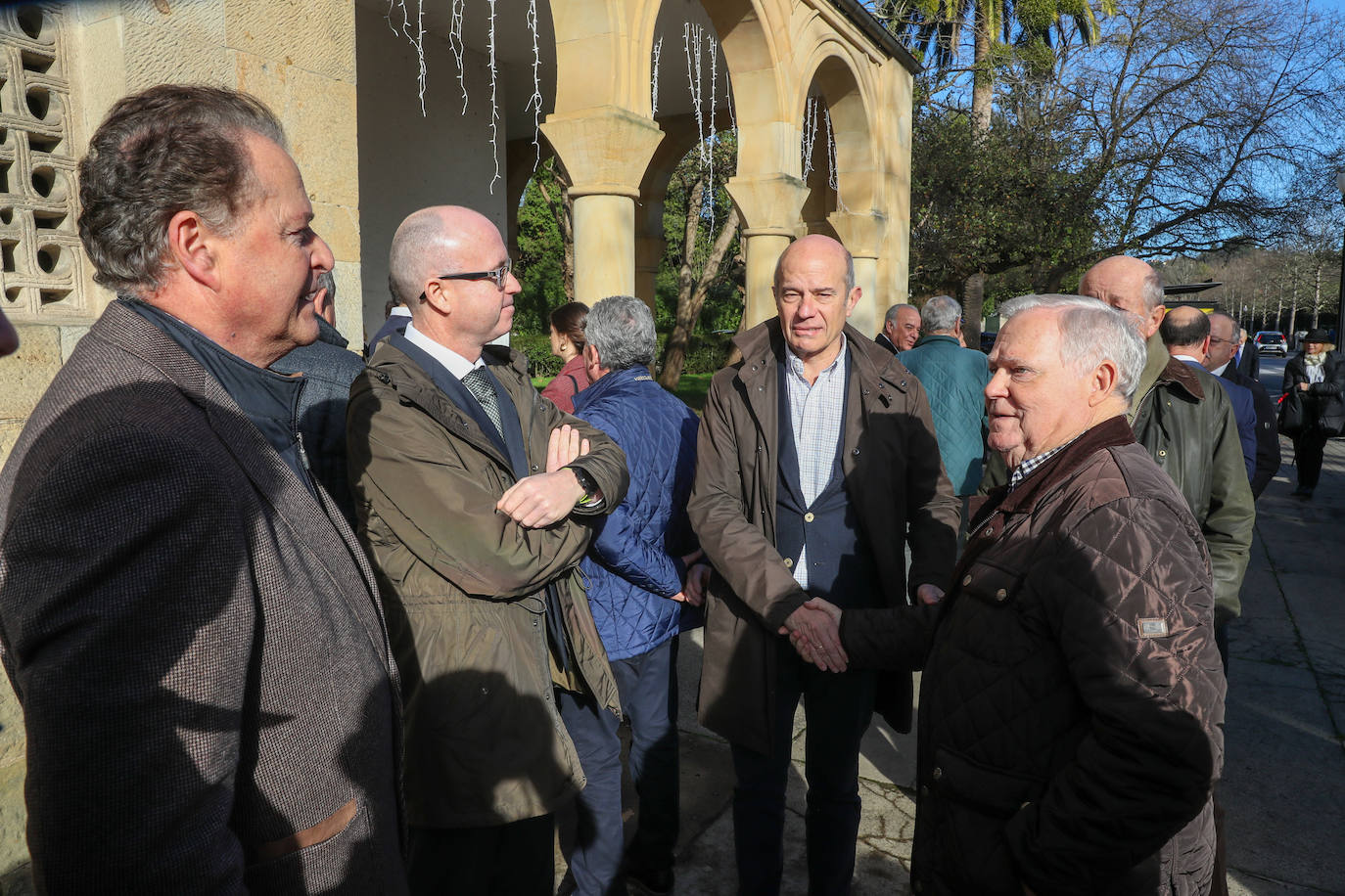 Fotos: Emocionada despedida en Gijón al empresario Romualdo Alvargonzález