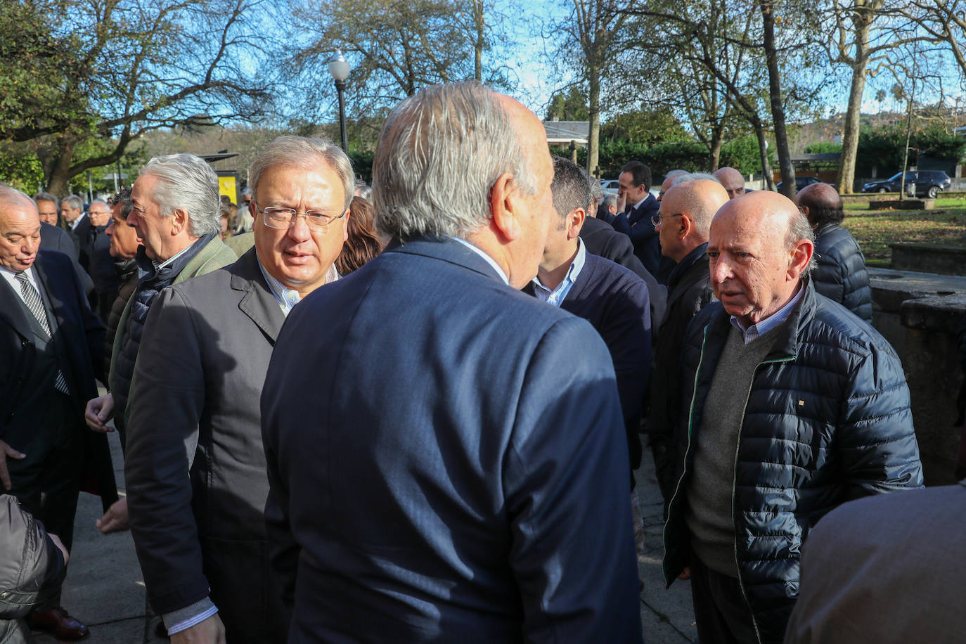 Fotos: Emocionada despedida en Gijón al empresario Romualdo Alvargonzález