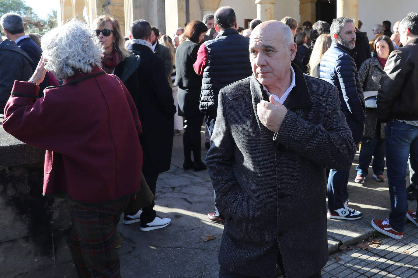 Fotos: Emocionada despedida en Gijón al empresario Romualdo Alvargonzález