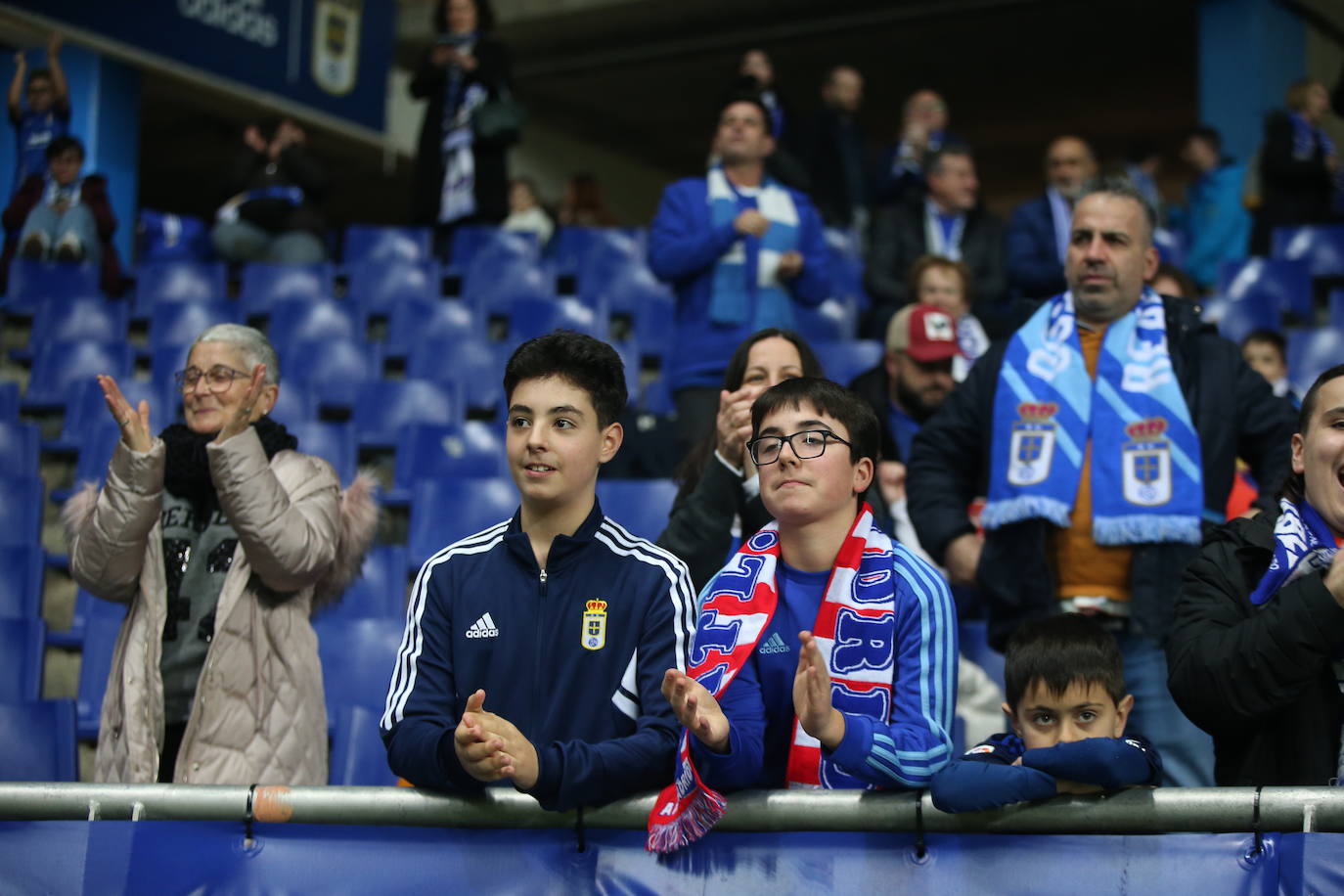 Fotos: ¿Estuviste en el Real Oviedo - Atlético de Madrid? ¡Búscate!