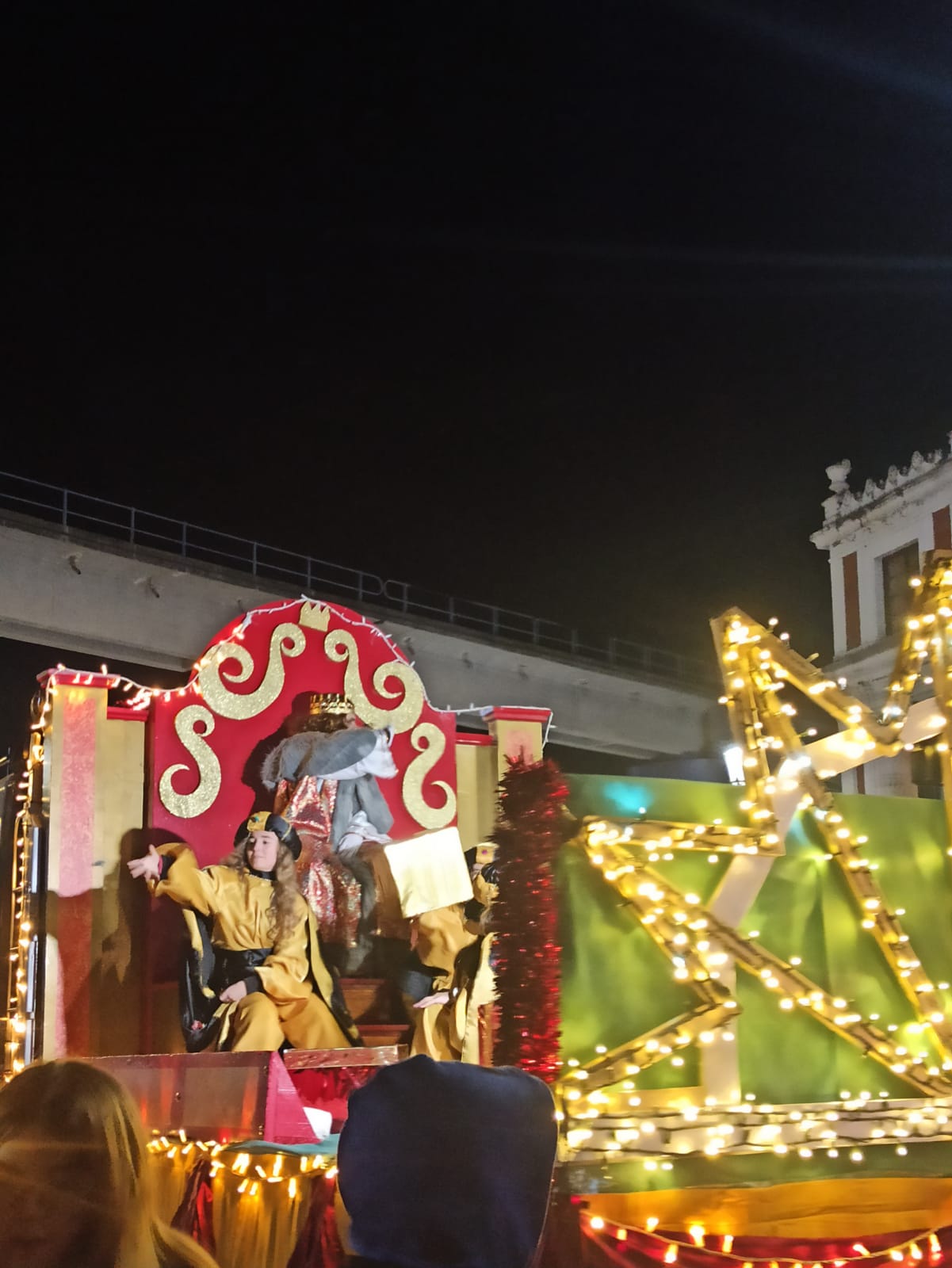 Fotos: Emoción y nervios en el occidente asturiano por los Reyes Magos