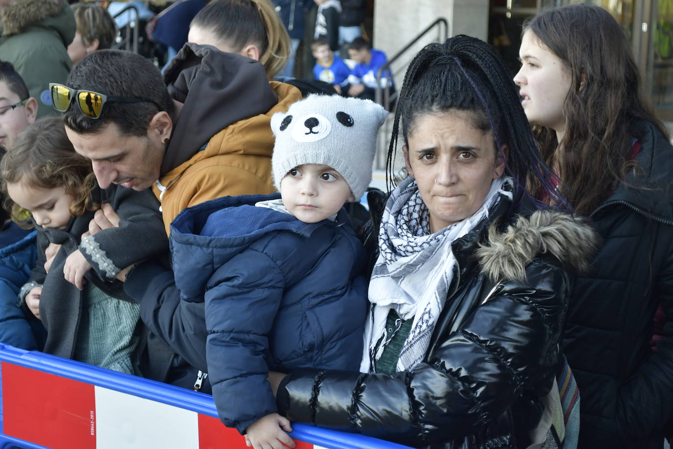 Fotos: Así ha sido la emocionante llegada de los Reyes Magos al aeropuerto de Asturias