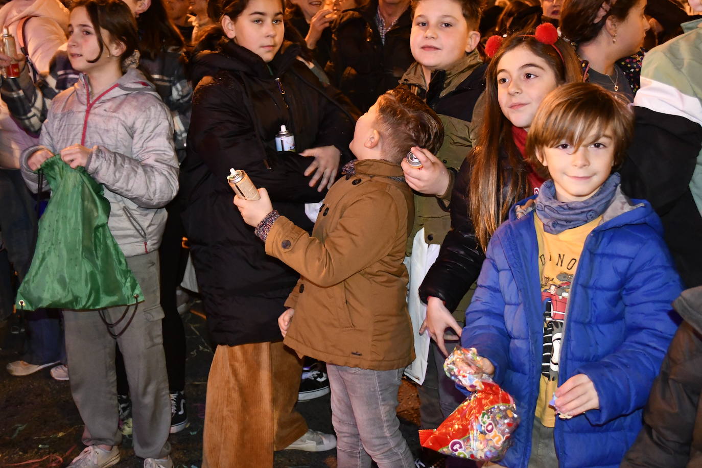 Fotos: Melchor, Gaspar y Baltasar llenan Avilés de ilusión