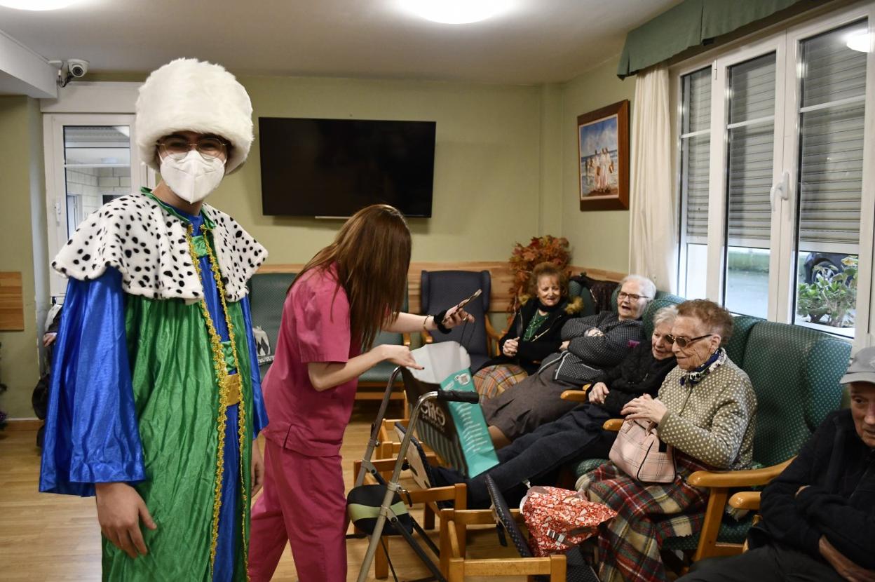 La visita de los Reyes a Verdeja. 