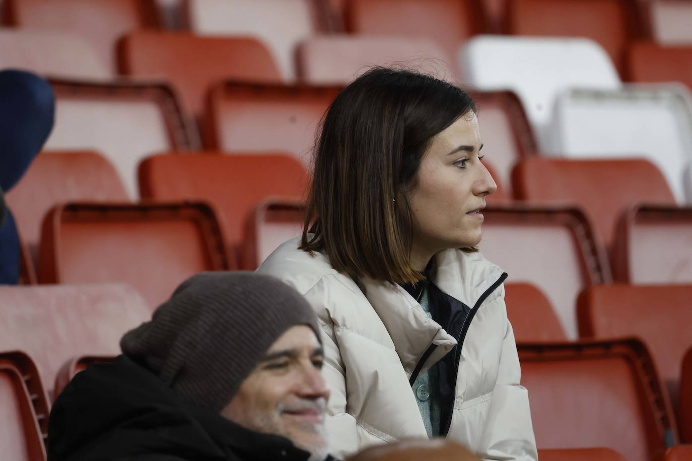 Fotos: ¿Estuviste en el Sporting - Levante? ¡Búscate en las fotos!