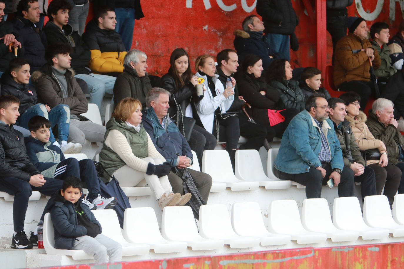 Fotos: Las mejores imágenes del Sporting - Racing en la Copa del Rey de juveniles