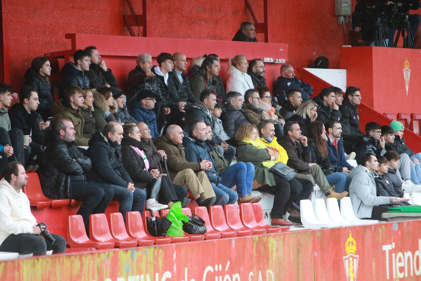 Fotos: Las mejores imágenes del Sporting - Racing en la Copa del Rey de juveniles