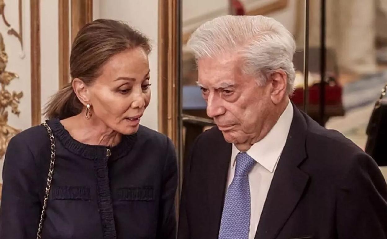 Isabel Presyler junto a Mario Vargas Llosa, en una foto de archivo. 