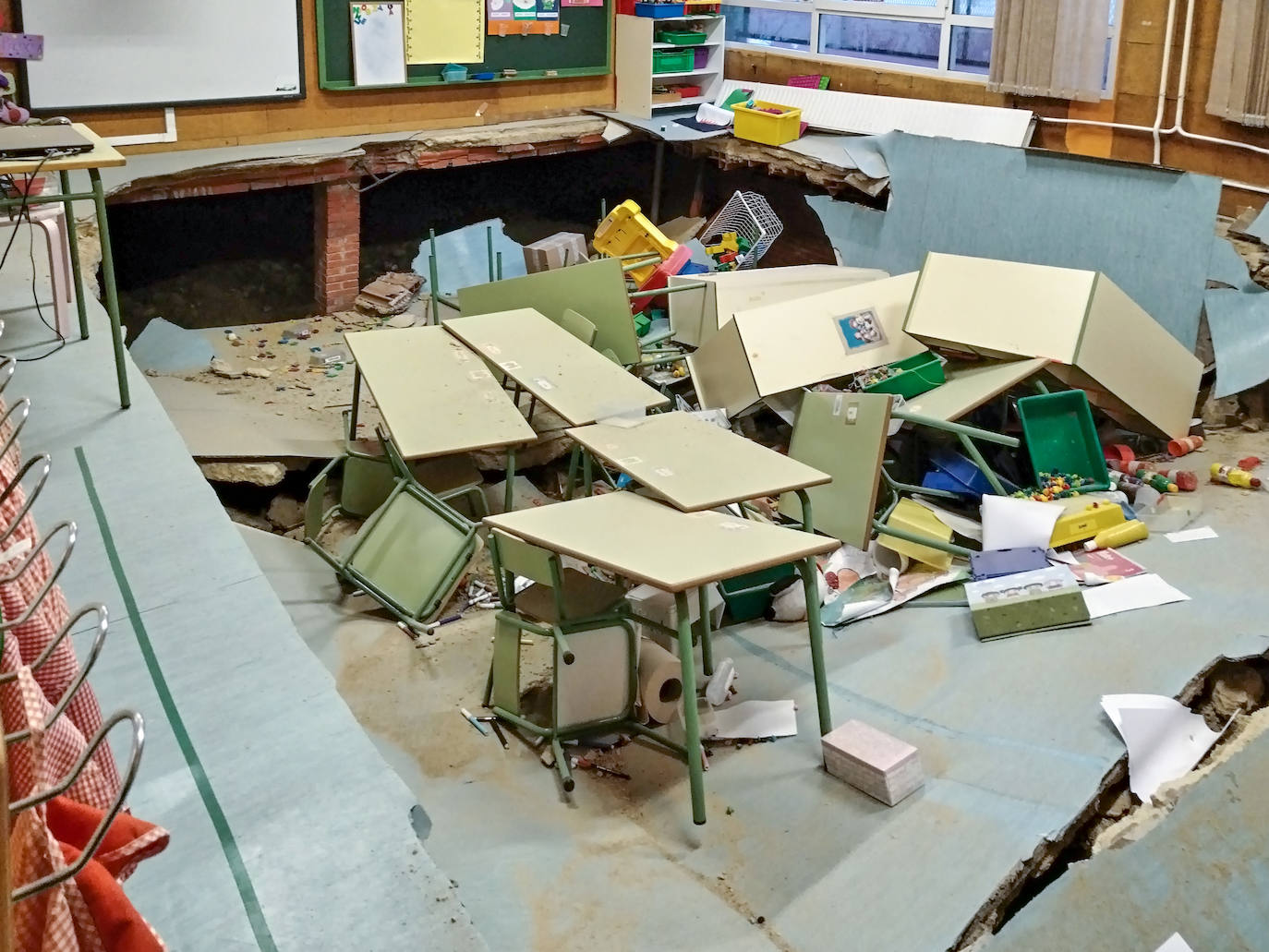 Fotos: Derrumbe en el colegio Rey Pelayo de Gijón