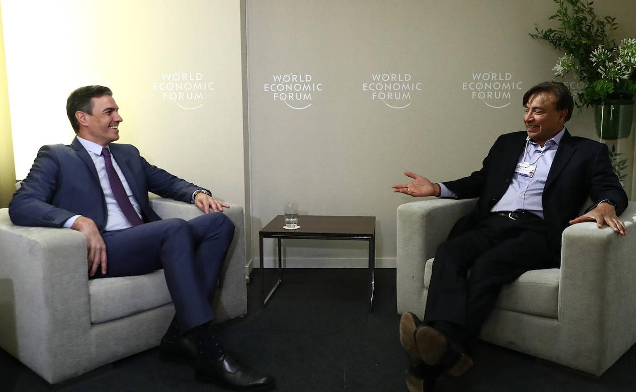 Sánchez se reunirá en Davos con Mittal con la prioridad de desbloquear el plan 'verde' asturiano