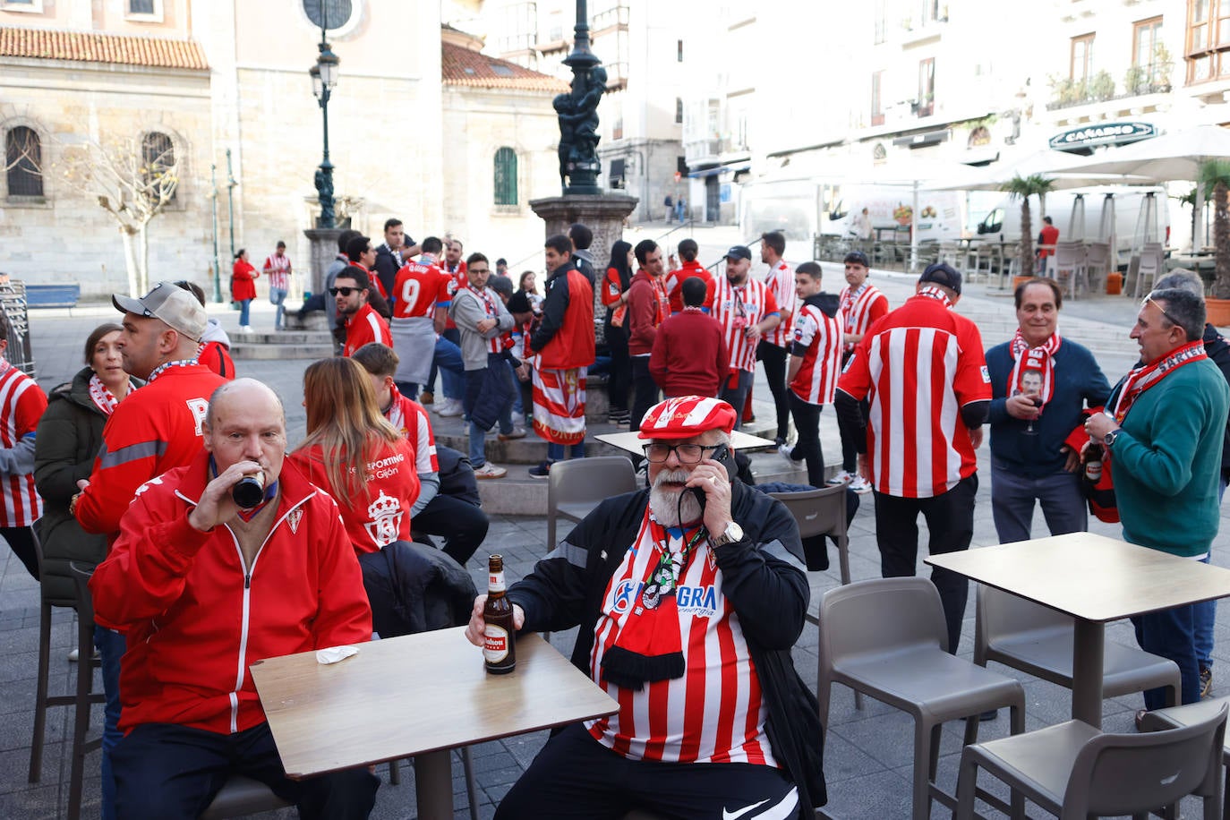 Fotos: Una &#039;Mareona&#039; sportinguista en Santander