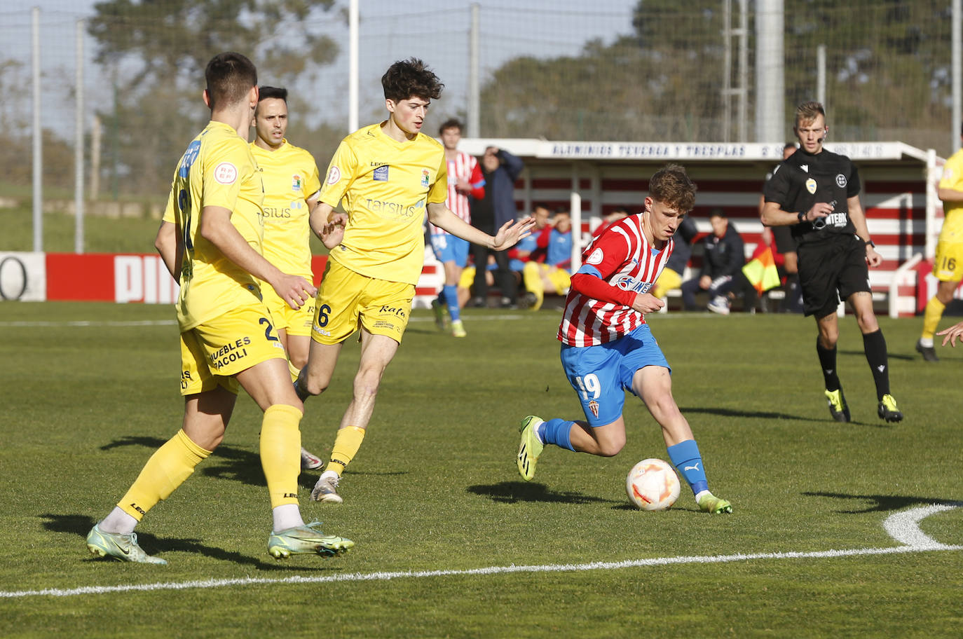 Fotos: Las mejores jugadas dle Sporting B - Colunga