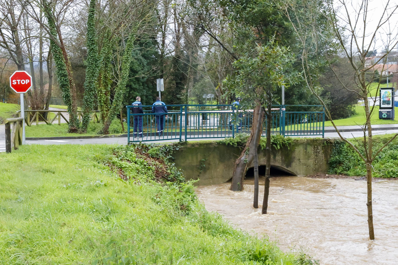 Fotos: Consecuencias del temporal en Gijón: inundaciones, calles cortadas y varios desperfectos