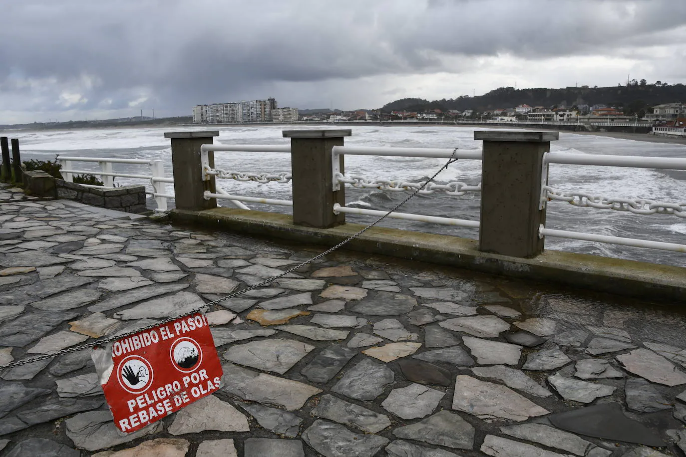 Asturias recibe el primer temporal del año con frío, lluvias y