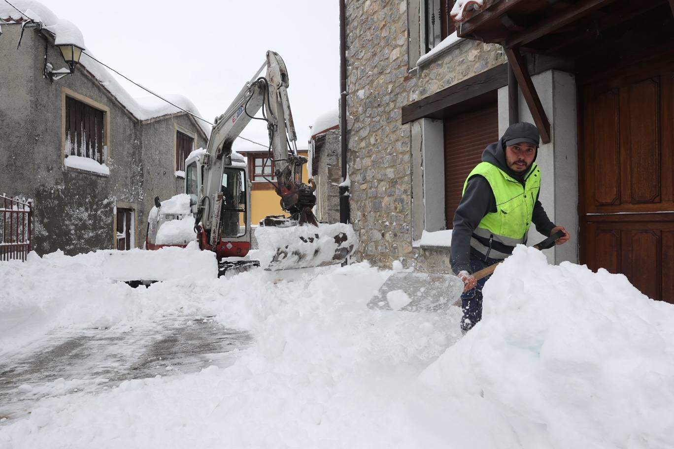 Fotos: Así luce el pueblo de Sotres por las nevadas