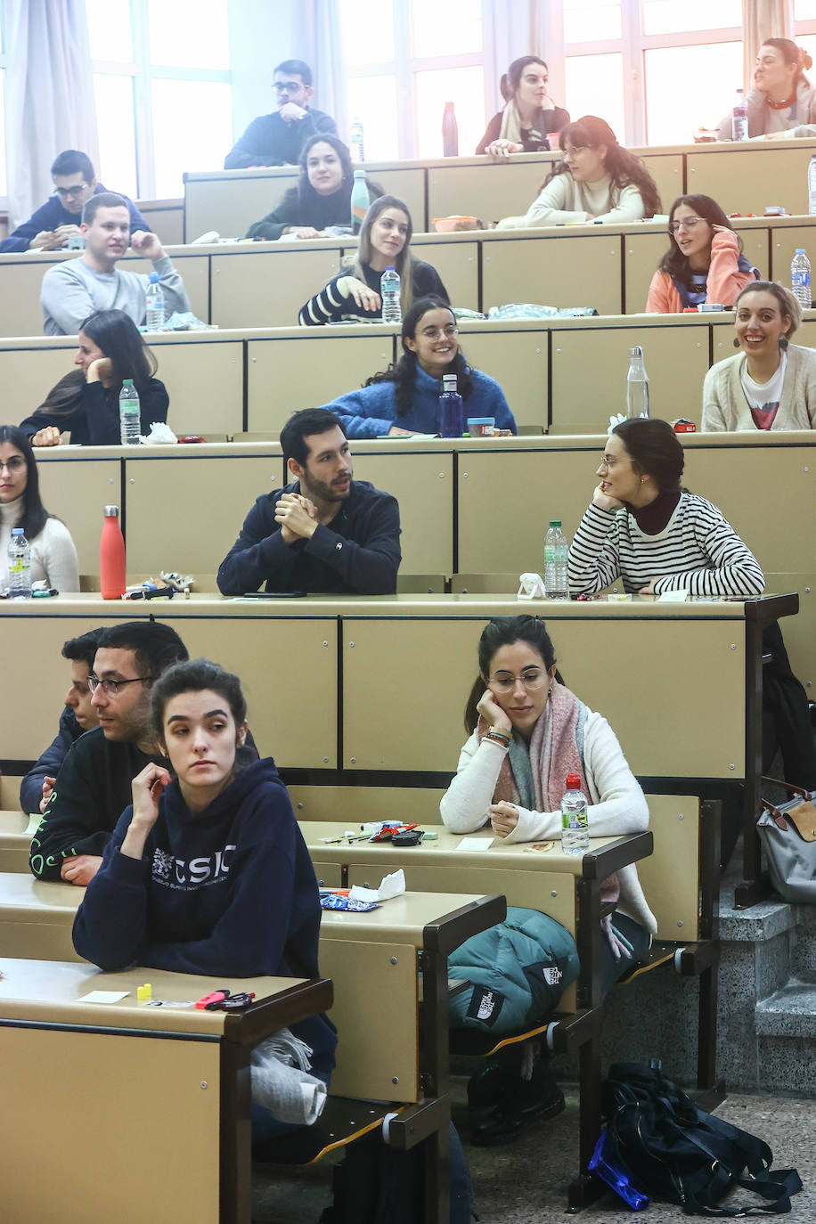 Fotos: Una prueba MIR con más de 1.400 aspirantes en Asturias