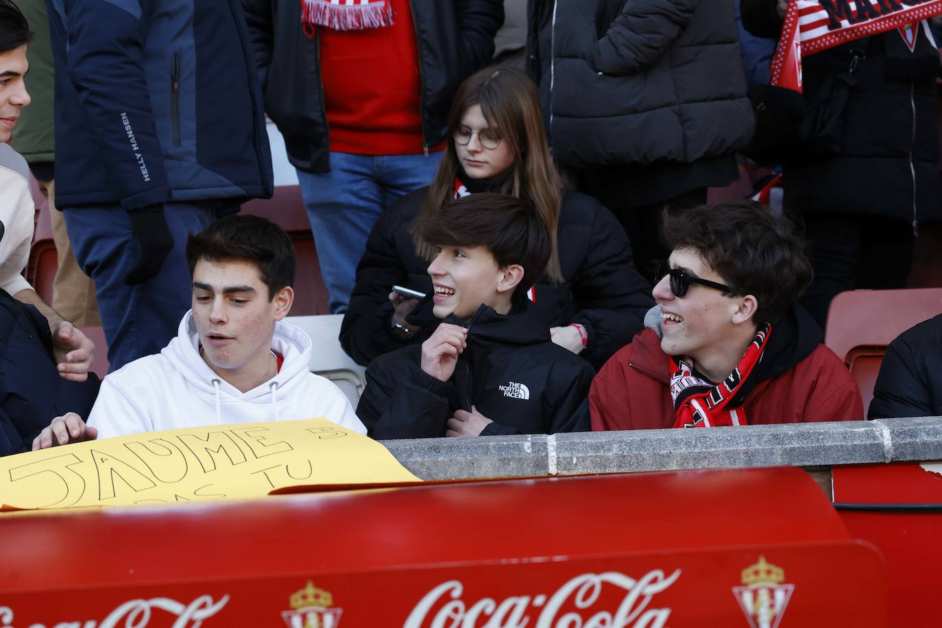 Fotos: ¿Estuviste en el Sporting - Zaragoza? ¡Búscate en las fotos!