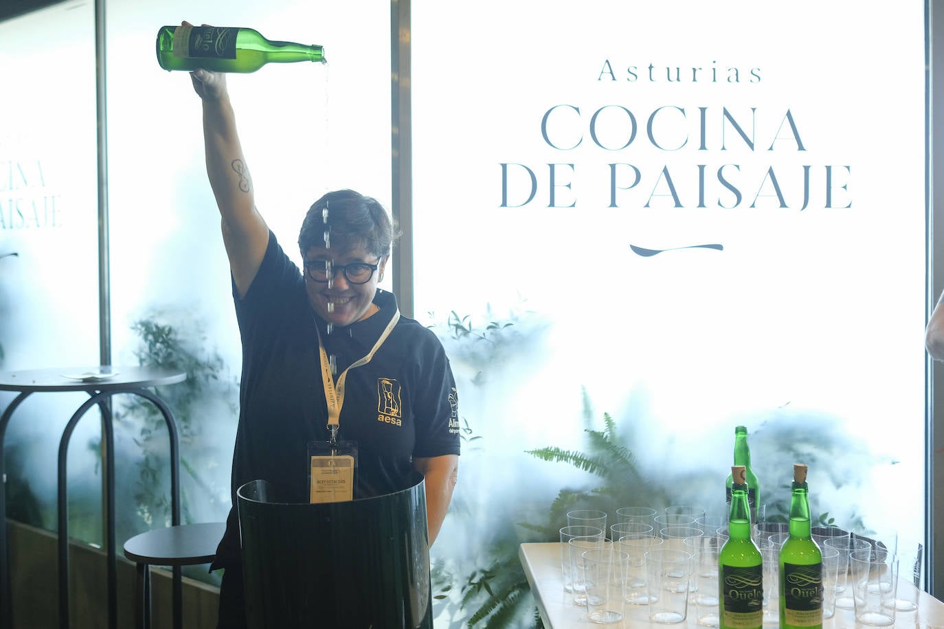 Loreto García escanció sidra durante los tres días de congreso. 