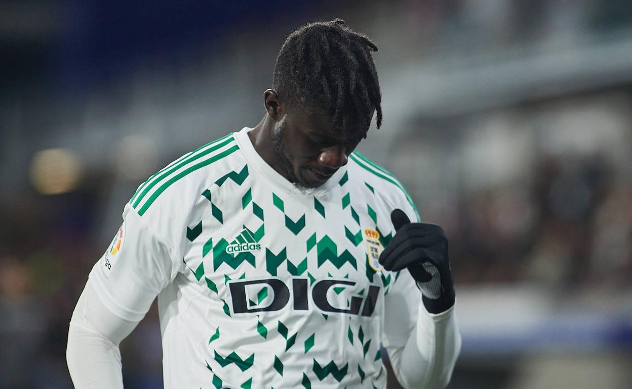 Obeng en el partido del Real Oviedo contra el Huesca el domingo 22 de enero. 