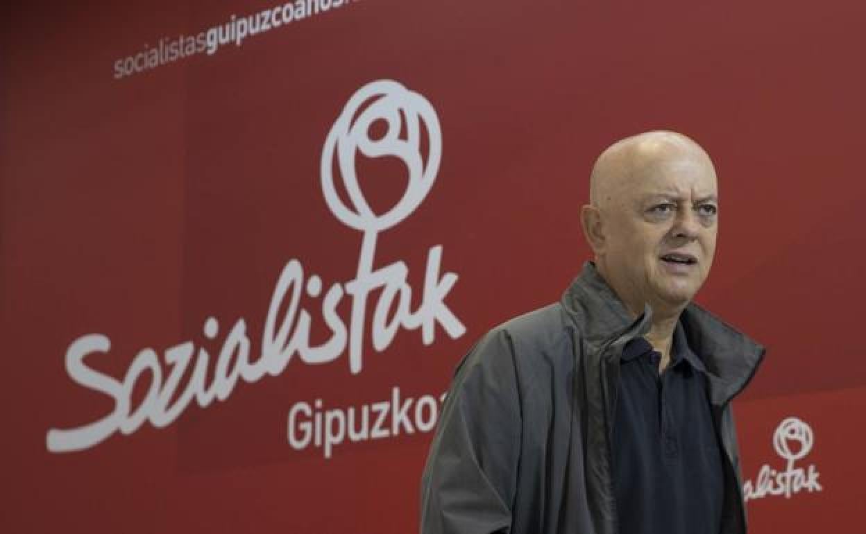 Odón Elorza, sale de una reciente comparecencia en la sede los socialistas de Guipúzcoa. 