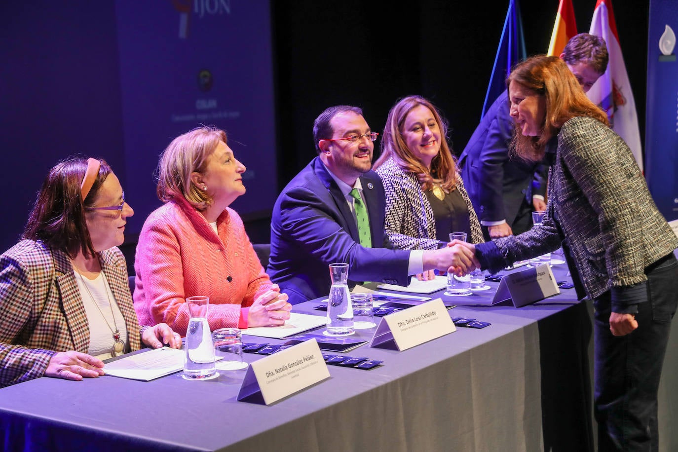 Fotos: Asturias homenajea a 53 estudiantes, premiados por su esfuerzo personal y académico