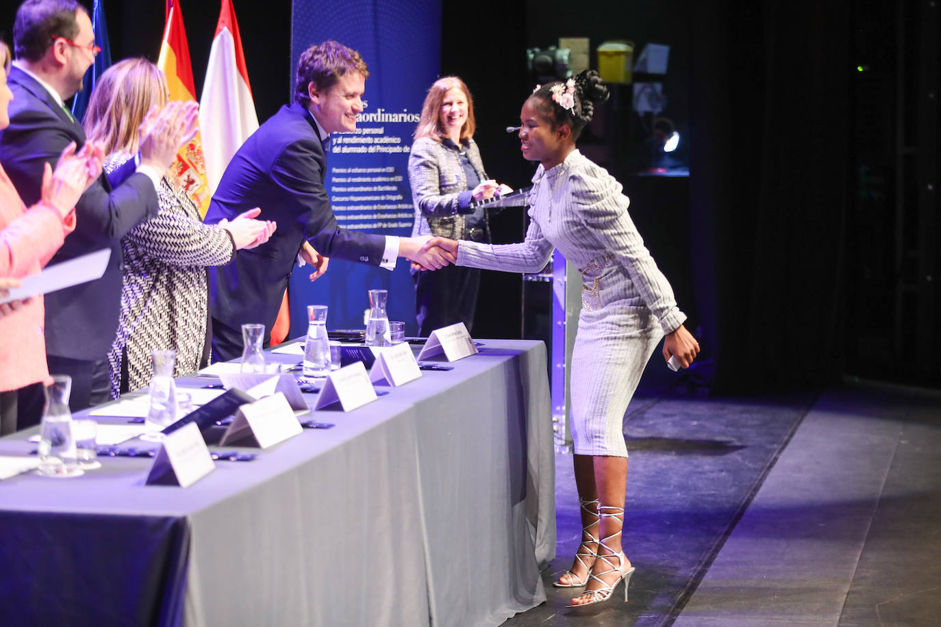 Fotos: Asturias homenajea a 53 estudiantes, premiados por su esfuerzo personal y académico