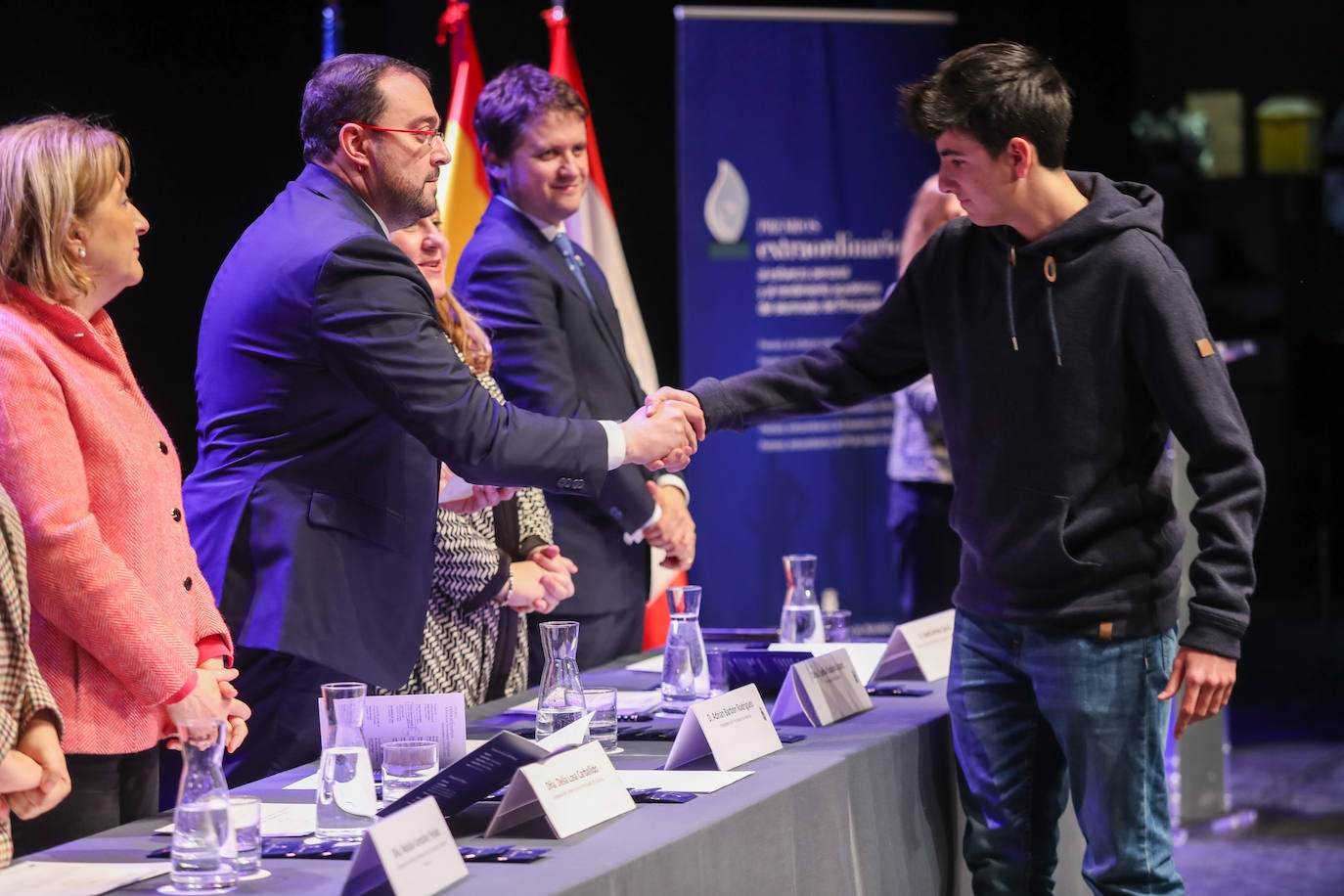 Fotos: Asturias homenajea a 53 estudiantes, premiados por su esfuerzo personal y académico