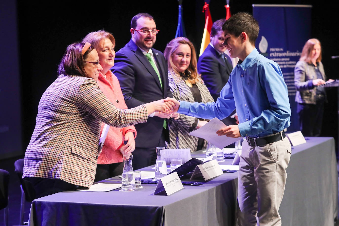 Fotos: Asturias homenajea a 53 estudiantes, premiados por su esfuerzo personal y académico
