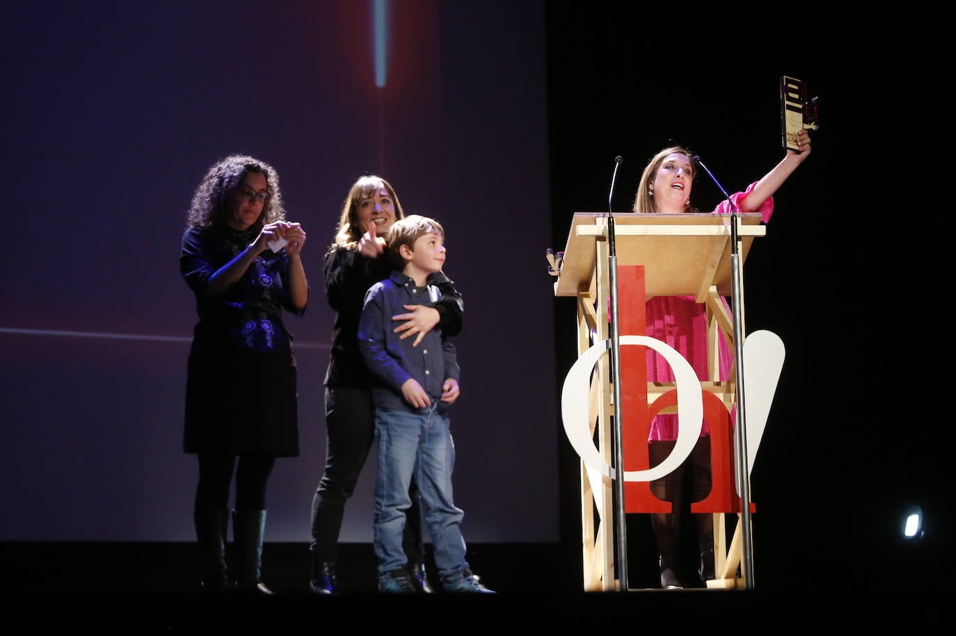 Fotos: Kamante y Teatro Plus triunfan en los Oh!