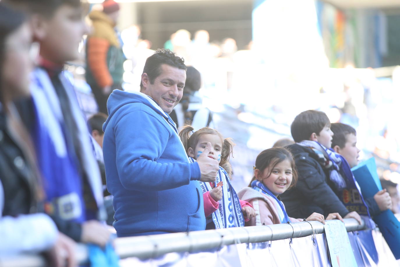 Fotos: ¿Estuviste en el Real Oviedo - Burgos? ¡Búscate en el Carlos Tartiere!